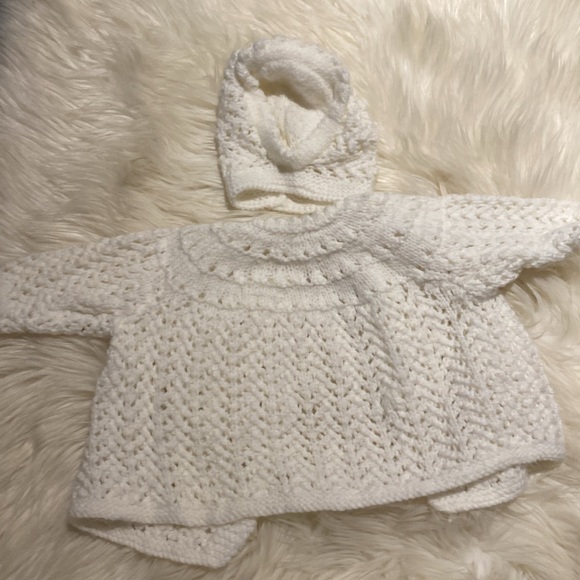 3/25$ Hand-made Knit White Sweater and Bonnet for Baby girl Size 0-6 months - Picture 5 of 5